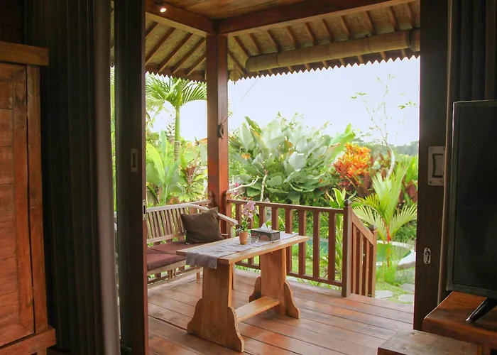Belvilla Moksha Ceking Rice Terracenearubud Jungle Swing